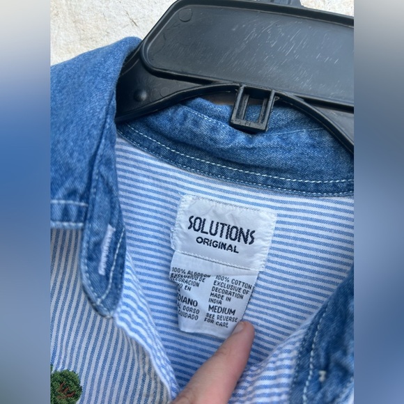 Vintage Cottagecore Button Up Shirt Womens Sz M Embroidered Farm Homemaker Barn - Picture 3 of 5